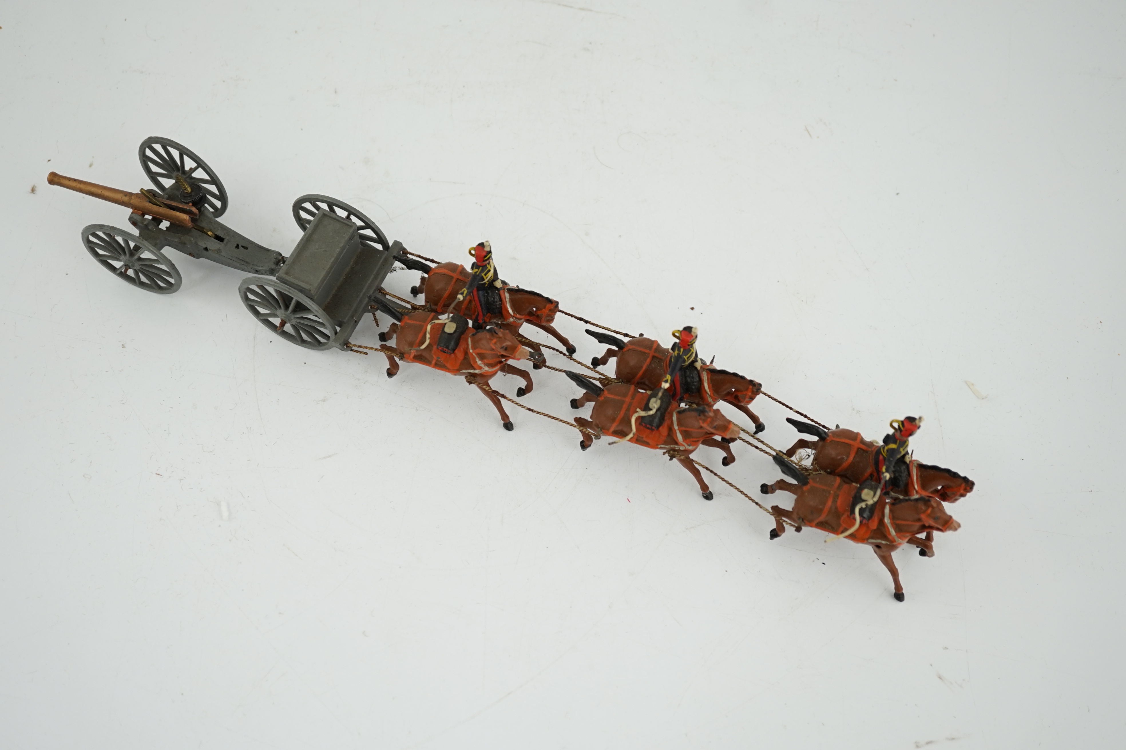 A 1920s Britains Royal Horse Artillery gun team (from set 39)